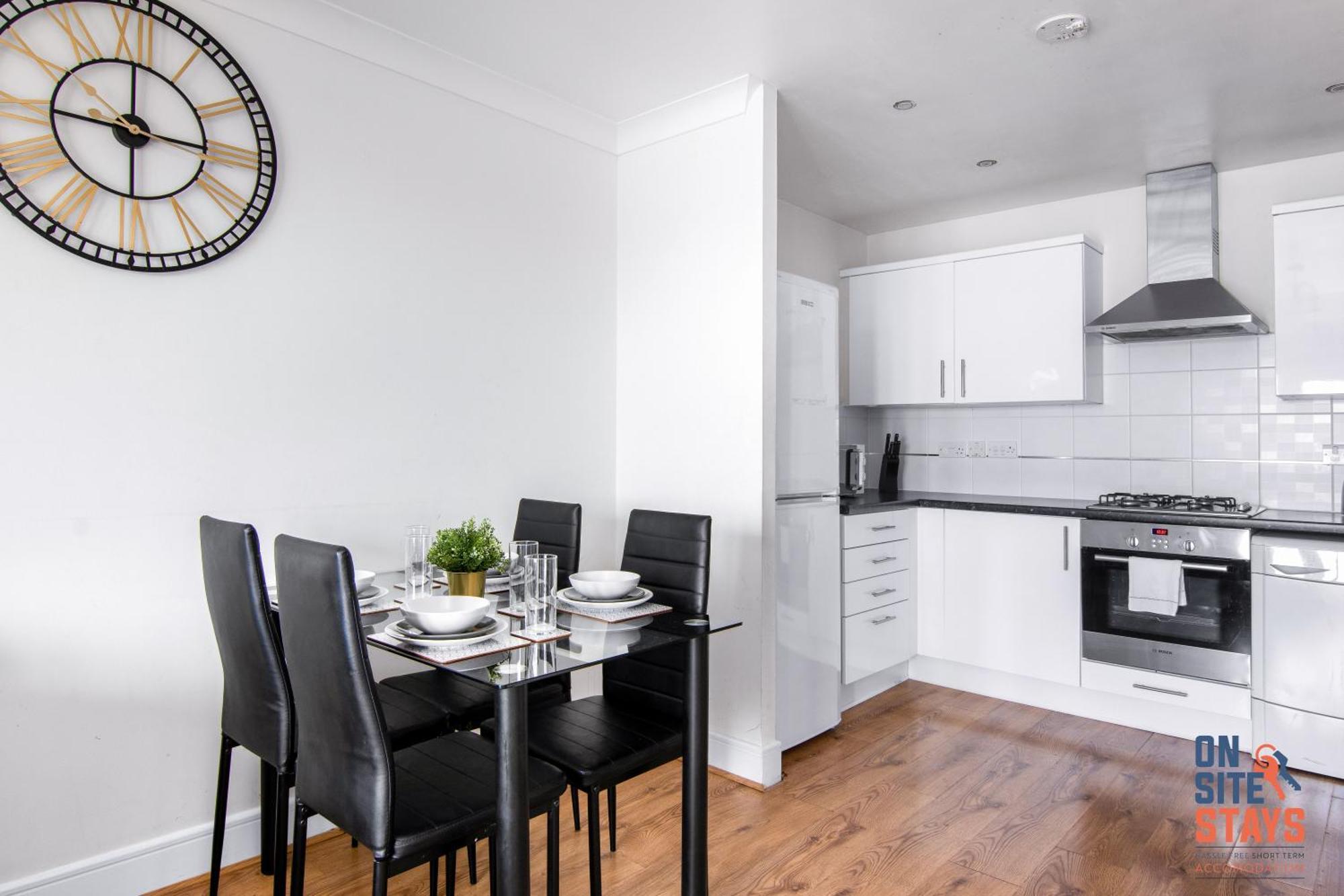 Onsitestays - Cosy 2-Bedroom Apartment With Free Parking, Wi-Fi & London Links Northfleet Zewnętrze zdjęcie