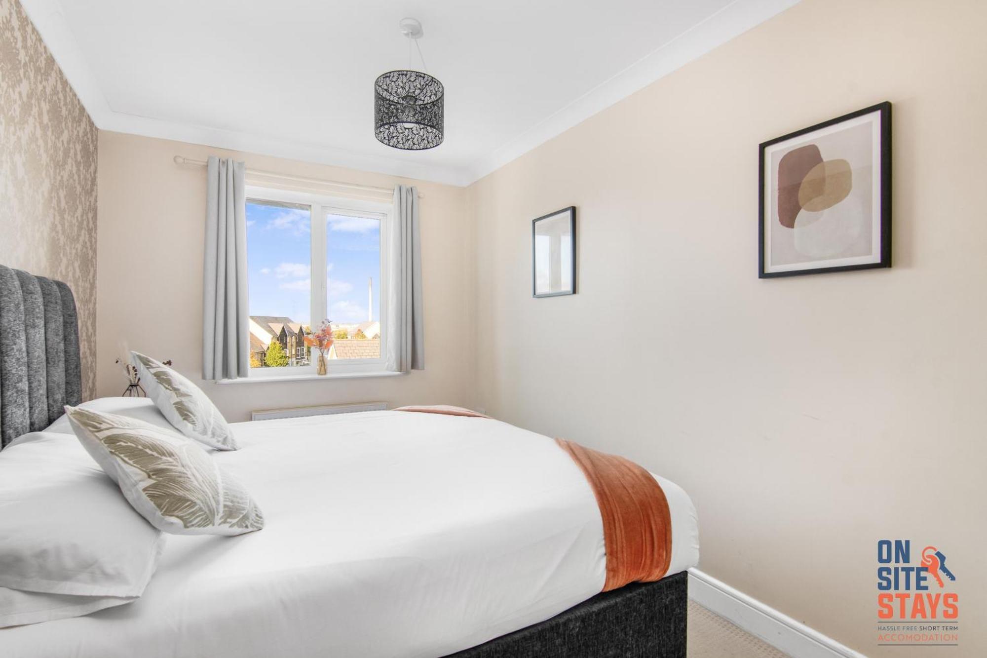 Onsitestays - Cosy 2-Bedroom Apartment With Free Parking, Wi-Fi & London Links Northfleet Zewnętrze zdjęcie